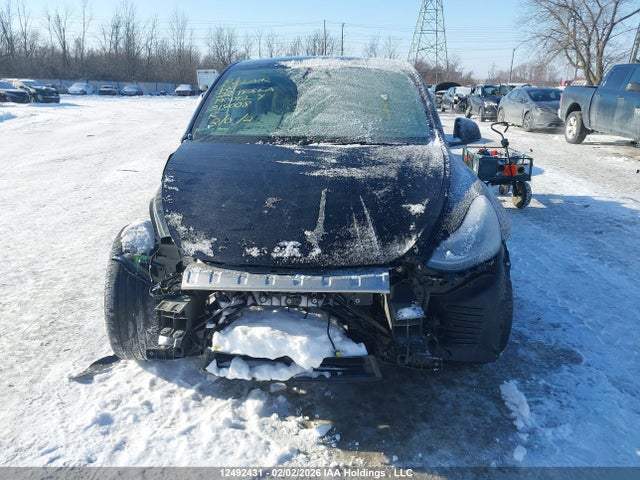 7SAYGDEE1NF319008 Tesla Model Y Long Range