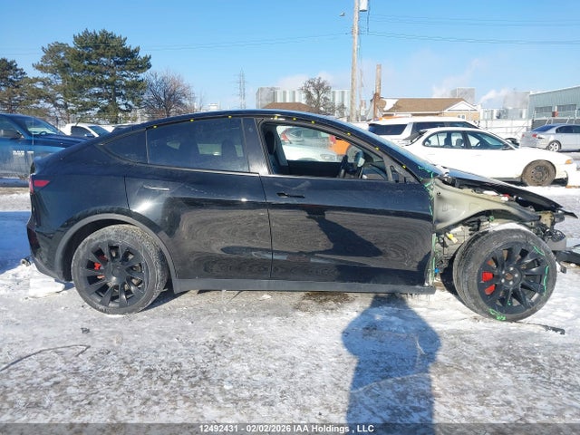 7SAYGDEE1NF319008 Tesla Model Y Long Range