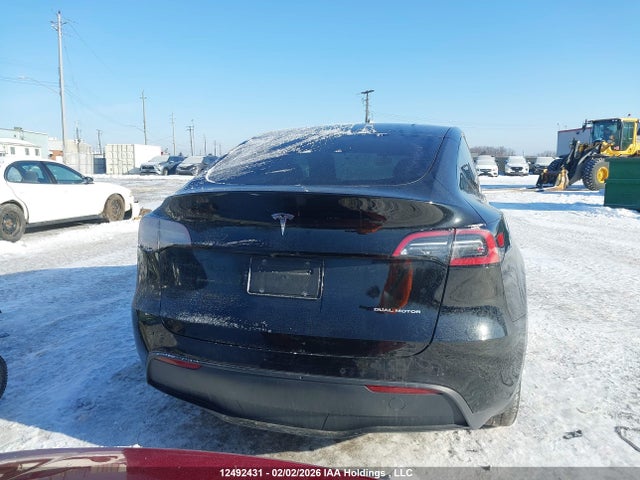 7SAYGDEE1NF319008 Tesla Model Y Long Range