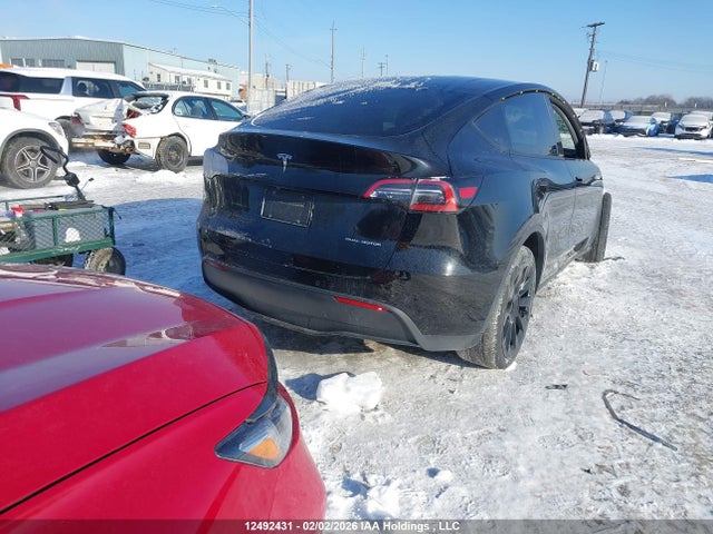 7SAYGDEE1NF319008 Tesla Model Y Long Range