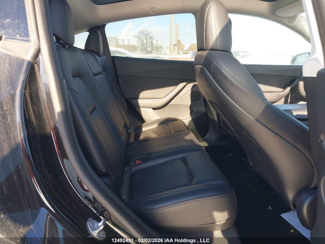 7SAYGDEE1NF319008 Tesla Model Y Long Range