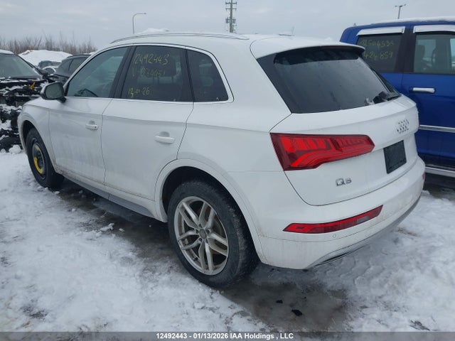WA1BNAFY5L2074451 Audi Q5 45 Progressiv