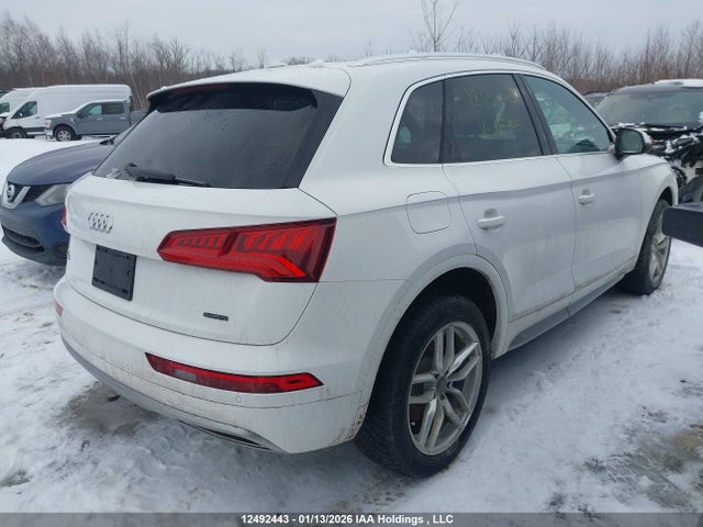 WA1BNAFY5L2074451 Audi Q5 45 Progressiv