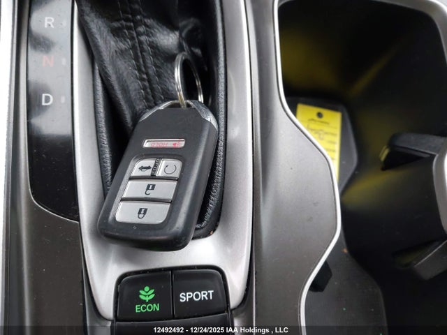 2018 Honda Accord Touring მანქანა იყიდება აუქციონზე, vin: 1HGCV1F94JA804518, აუქციონის ნომერი: 12492492
