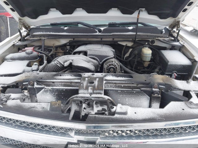 Продаж на аукціоні авто 2011 Chevrolet Silverado C1500 Lt, vin: 1GCNCSE06BZ327468, номер лоту: 12492572