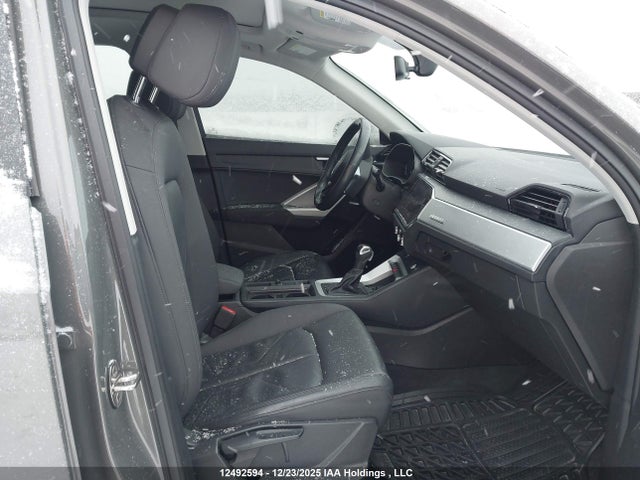 WA1AECF30M1052134 Audi Q3 45 Komfort