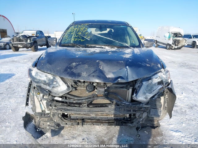 5N1AT2MV2JC825188 Nissan Rogue