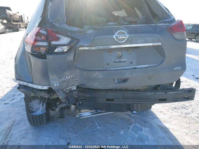 5N1AT2MV2JC825188 Nissan Rogue