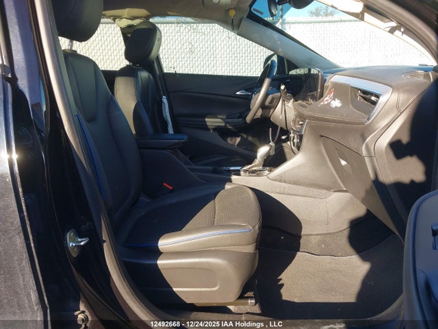 KL4AMESL9SB074211 Buick Encore Gx Sport Touring Awd