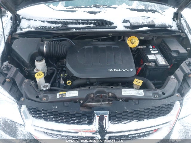 2C4RDGBGXFR736599 Dodge Grand Caravan Se/sxt