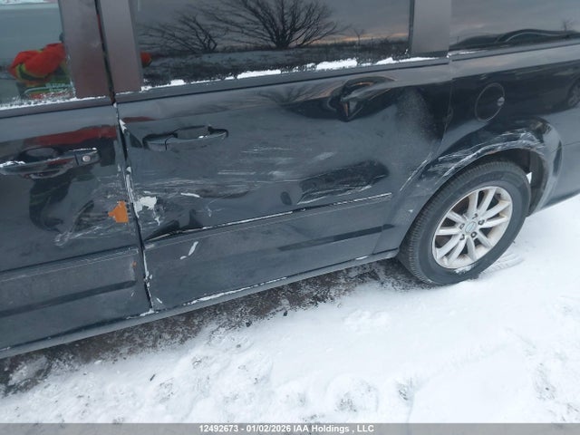 2C4RDGBGXFR736599 Dodge Grand Caravan Se/sxt