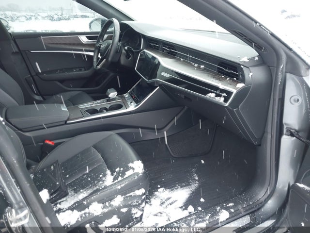 WAUT2AF25KN120112 Audi A7