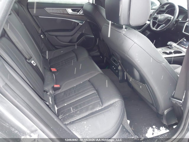 WAUT2AF25KN120112 Audi A7