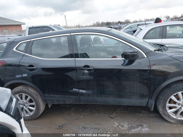 JN1BJ1AW6PW110821 Nissan Qashqai S