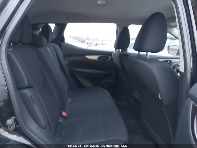 JN1BJ1AW6PW110821 Nissan Qashqai S