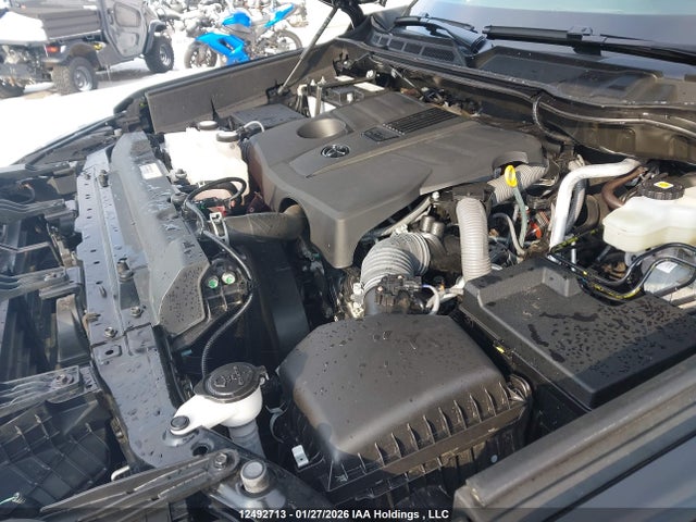 5TFLA5DB0PX129327 Toyota Tundra Crewmax Sr/crewmax Sr5