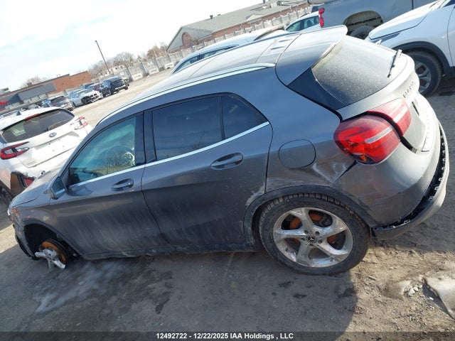 WDCTG4GB7KJ572598 Mercedes-Benz Gla 250 4matic