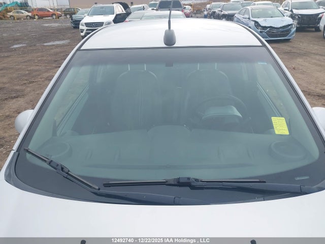 Chevrolet ll0 2015 KL8CD6S92FC766392 Image 16