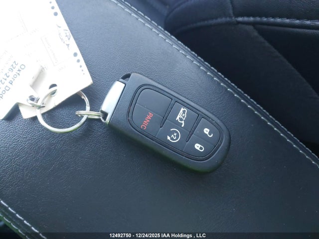 1C4PJMDX5ND517000 Jeep Cherokee Limited