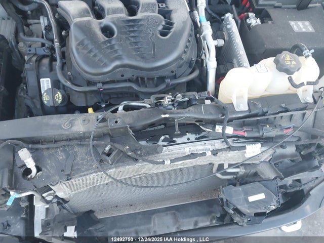 1C4PJMDX5ND517000 Jeep Cherokee Limited
