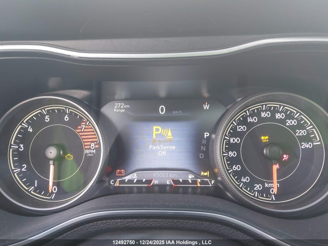 1C4PJMDX5ND517000 Jeep Cherokee Limited