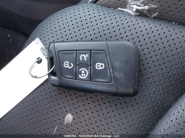 3VV4X7B21RM046985 Volkswagen TAOS SEL