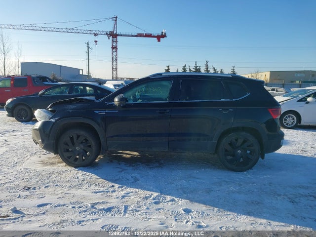 3VV4X7B21RM046985 Volkswagen TAOS SEL