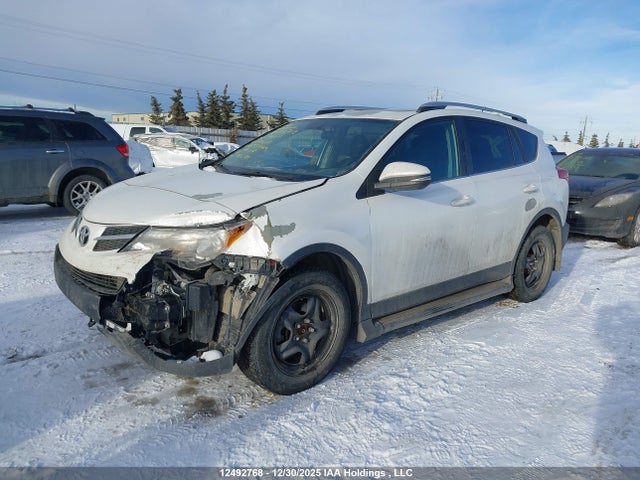 Продажа на аукционе авто 2015 Toyota Rav4 Xle, vin: 2T3RFREV5FW270067, номер лота: 12492768
