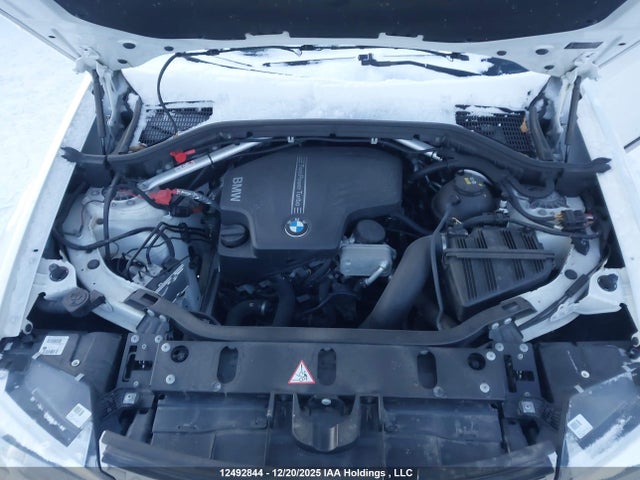 5UXXW3C53F0M88695 BMW X4 Xdrive28i