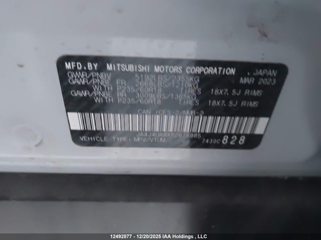 JA4J4UA8XPZ615885 Mitsubishi Outlander Se/se Black Edition/se Technology/se Special