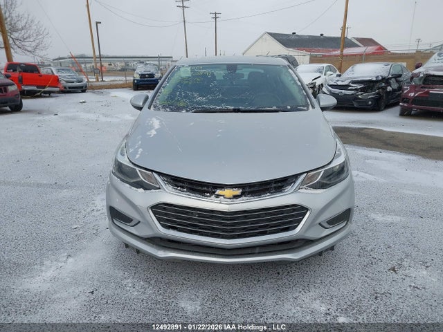 1G1BF5SMXJ7157475 Chevrolet Cruze Premier