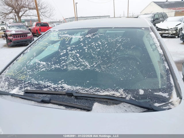 1G1BF5SMXJ7157475 Chevrolet Cruze Premier