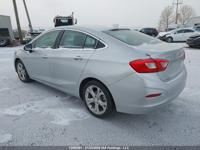 1G1BF5SMXJ7157475 Chevrolet Cruze Premier
