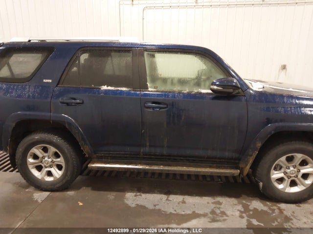 2017 Toyota 4runner Sr5 Prem/ltdl/trail/trd მანქანა იყიდება აუქციონზე, vin: JTEBU5JR7H5447152, აუქციონის ნომერი: 12492899
