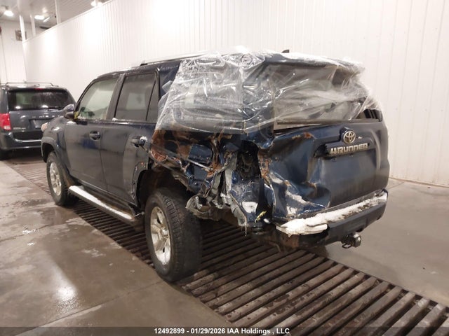 2017 Toyota 4runner Sr5 Prem/ltdl/trail/trd მანქანა იყიდება აუქციონზე, vin: JTEBU5JR7H5447152, აუქციონის ნომერი: 12492899