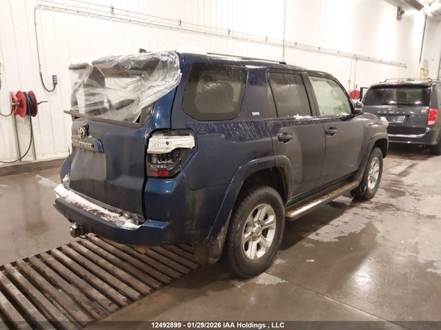 2017 Toyota 4runner Sr5 Prem/ltdl/trail/trd მანქანა იყიდება აუქციონზე, vin: JTEBU5JR7H5447152, აუქციონის ნომერი: 12492899