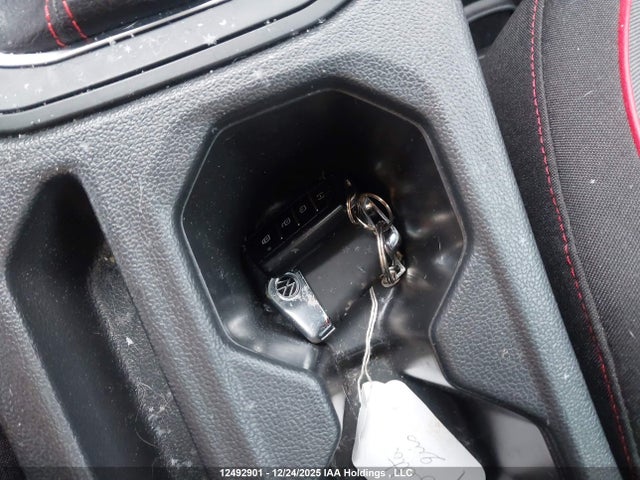 Продажа на аукционе авто 2024 Volkswagen Jetta Gli 40th Anniversary Edition, vin: 3VW8T7BU4RM030967, номер лота: 12492901