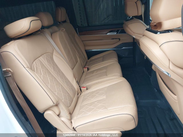 Jeep Grand Wagoneer 2024 1C4SJSGP6RS102201 Image 8