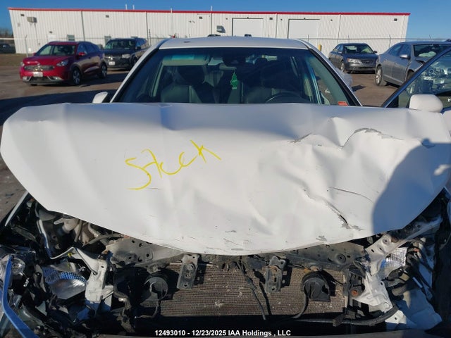 4T1B11HK1JU598218 Toyota CAMRY SE