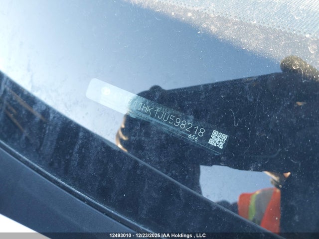 4T1B11HK1JU598218 Toyota CAMRY SE