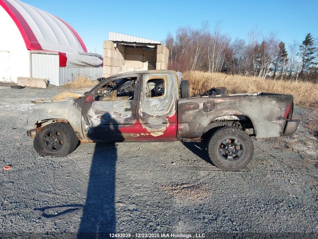 Toyota Tacoma 2015 5TFUX4ENXFX030809 Image 13