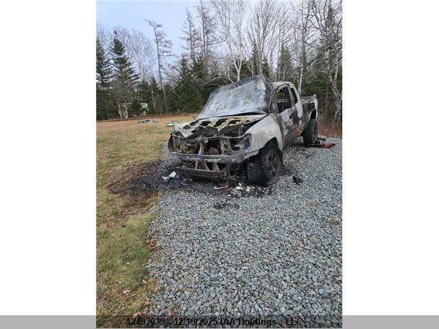 Toyota Tacoma 2015 5TFUX4ENXFX030809 Image 16