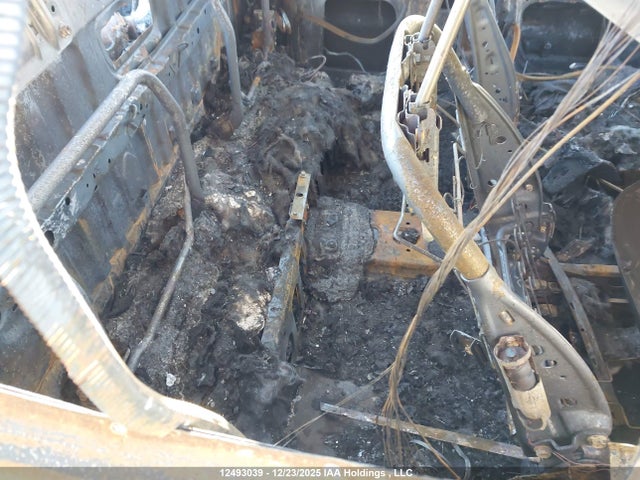 Toyota Tacoma 2015 5TFUX4ENXFX030809 Image 8
