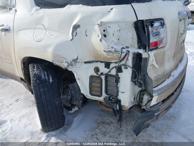 1GKKVPKD3EJ371646 GMC Acadia Sle2