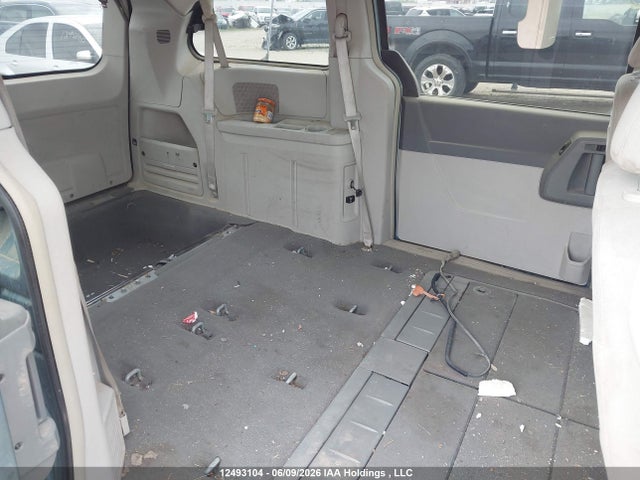12493104 :رقم المزاد ، 2A8HR54P58R693140 vin ، 2008 Chrysler Town & Country Touring مزاد بيع