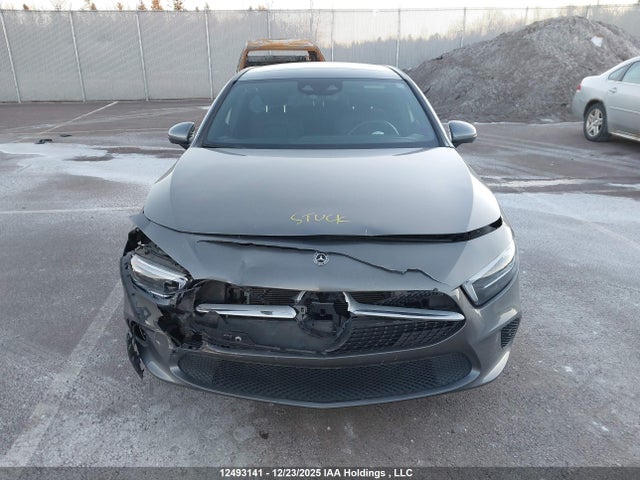 W1K3G4FB6LW043841 Mercedes-Benz A 220 4matic