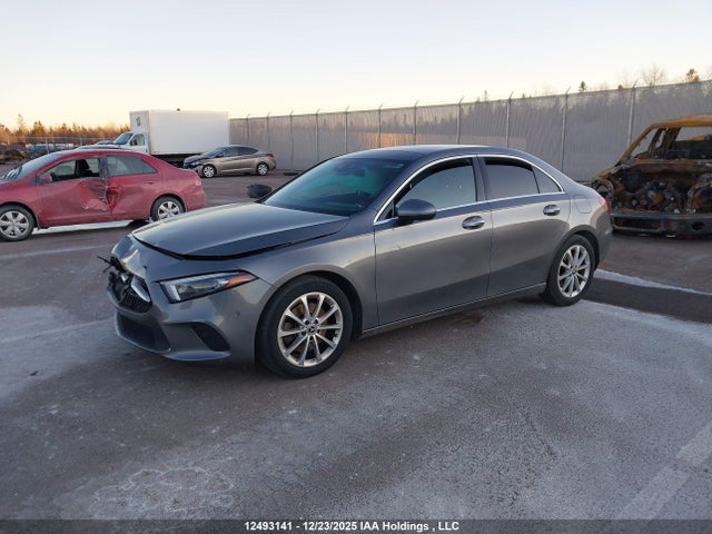 W1K3G4FB6LW043841 Mercedes-Benz A 220 4matic