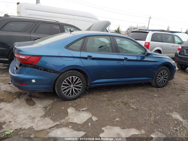 3VWE57BU8MM075478 Volkswagen Jetta Highline