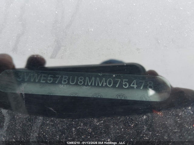 3VWE57BU8MM075478 Volkswagen Jetta Highline