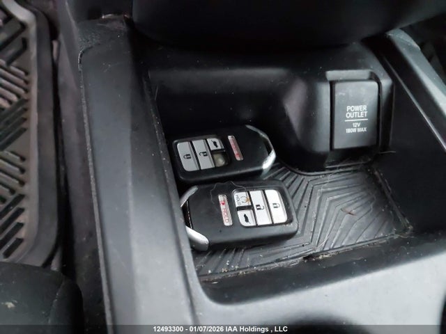 2HKRW2H23JH128759 Honda CR-V LX